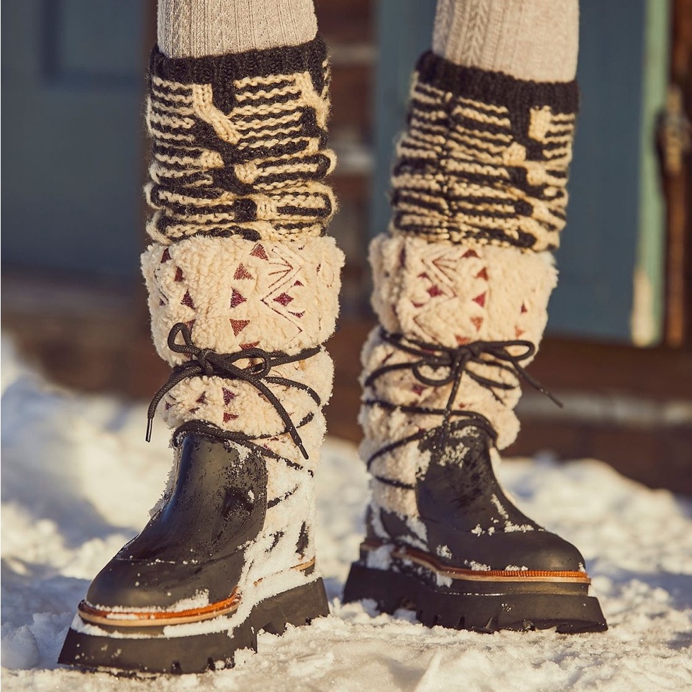 Free People- preowned they are very comfortable very cute